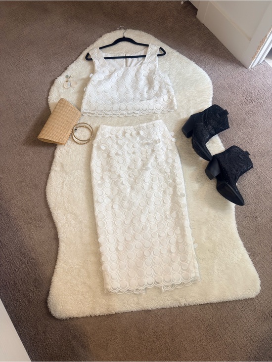 Trina Turk Dresses & Skirts - Trina Turk White Lace Midi Two-Piece Dress Set
